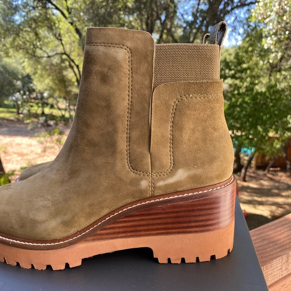 🍁NEW🍁 Vince Camuto Dendra Bootie - Picture 8 of 11